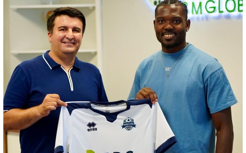 İmişli kolumbiyalı futbolçu transfer etdi